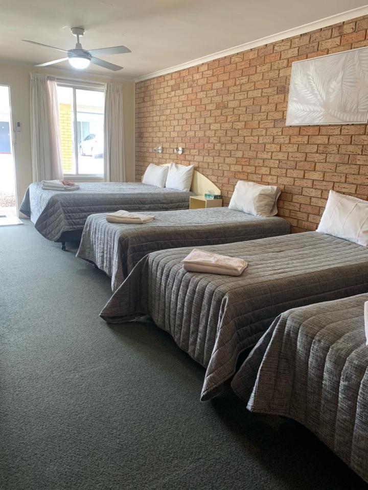 Shady Rest Motel 3*