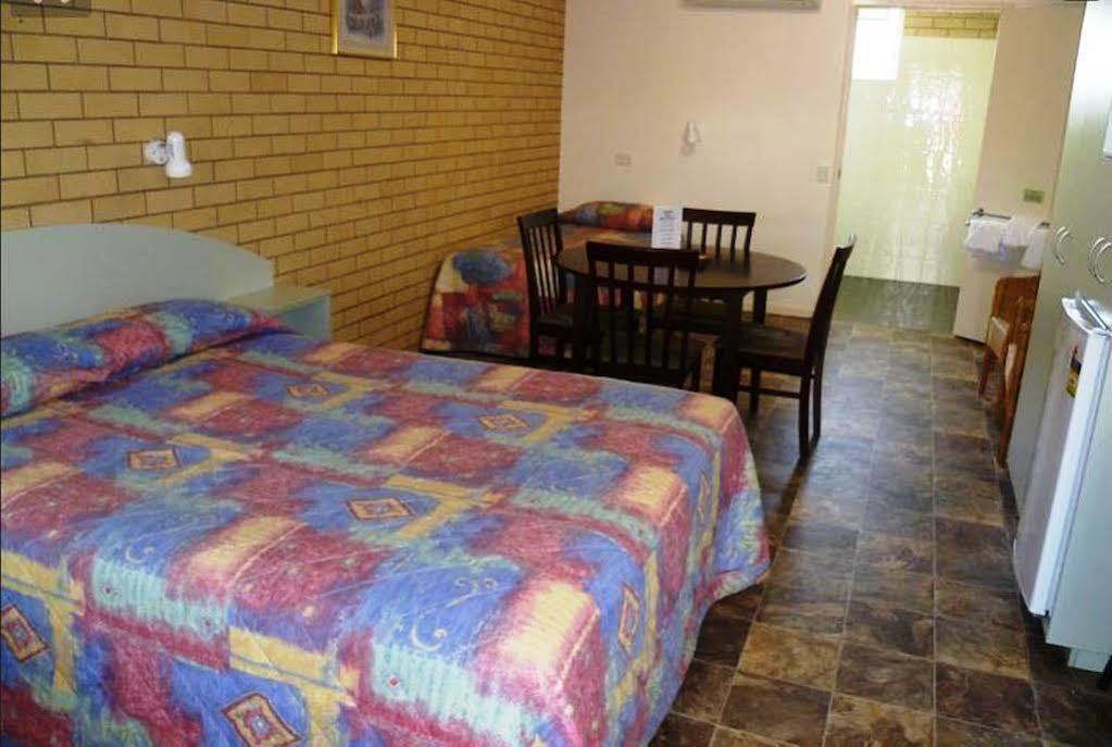 Shady Rest Motel 3*
